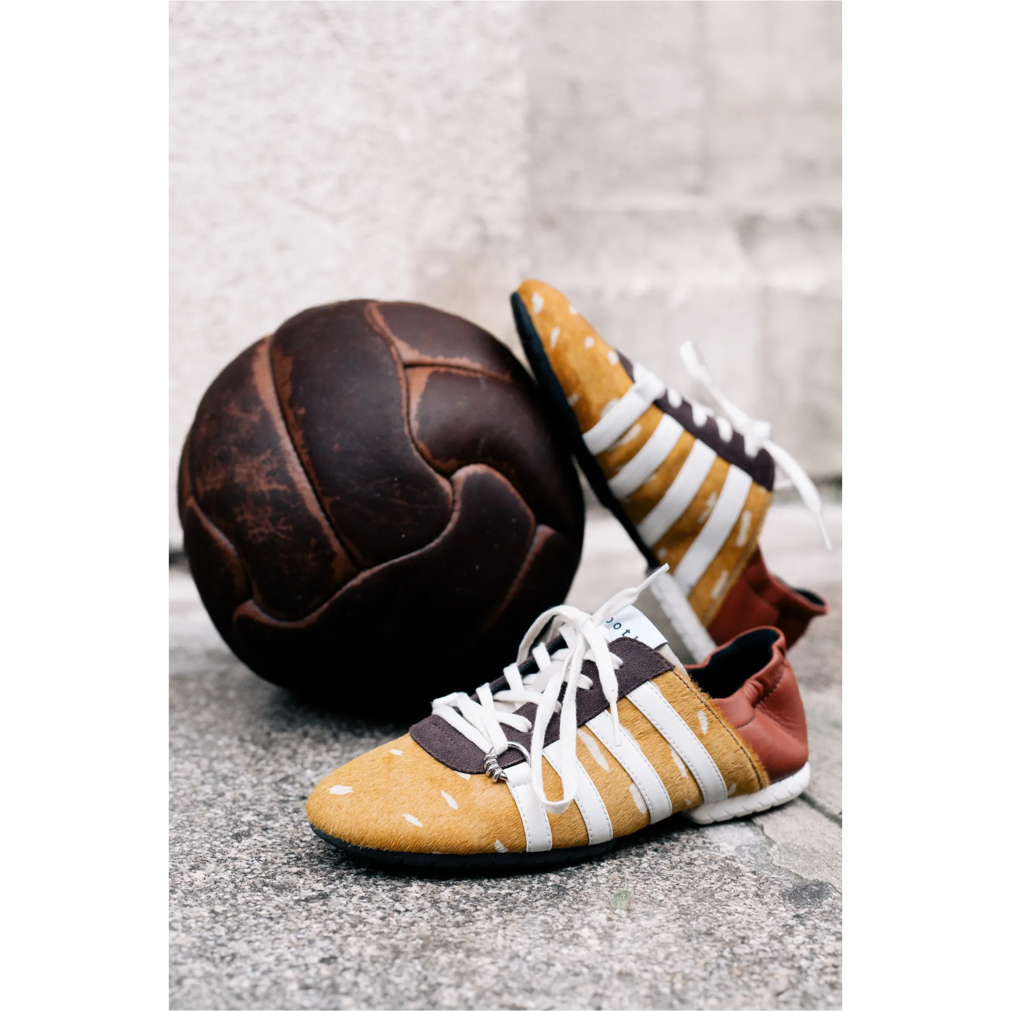 both - TYRES GLIDER LACED UP SNEAKER-BROWN/WHITE
