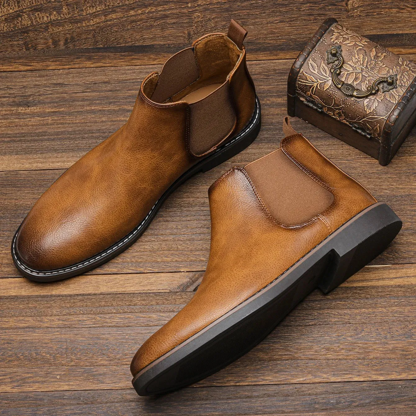 Leo  Timeless Chelsea Boots