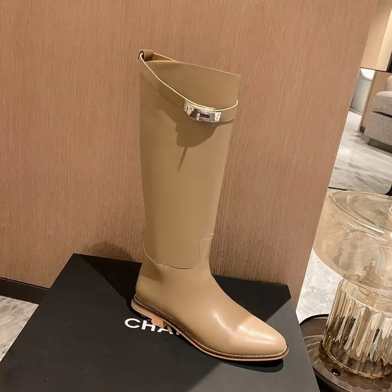 Ostranuxe Ebonique Boots