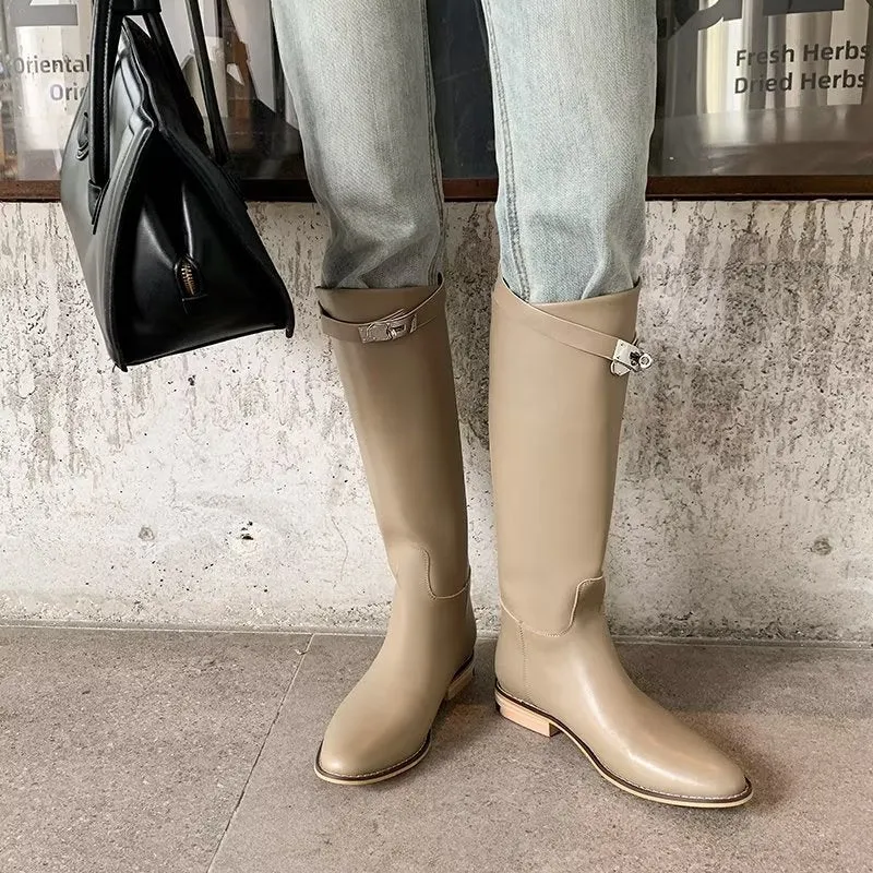 Ostranuxe Ebonique Boots