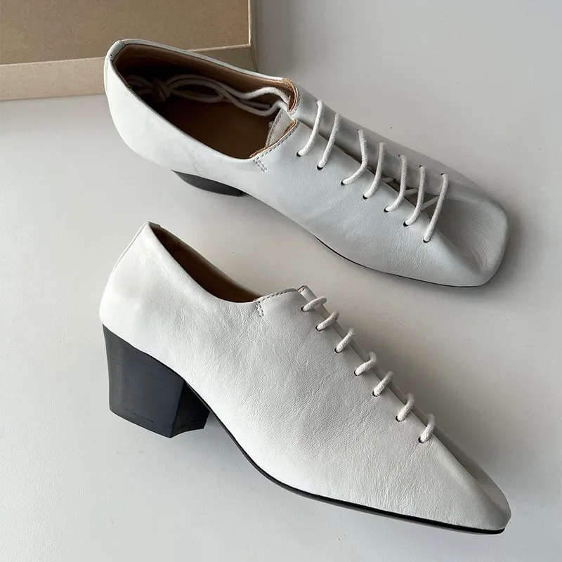 Slouchy Square-Toe Lace-Up Lambskin Derby Flats/Mid Heels – Black/Beige