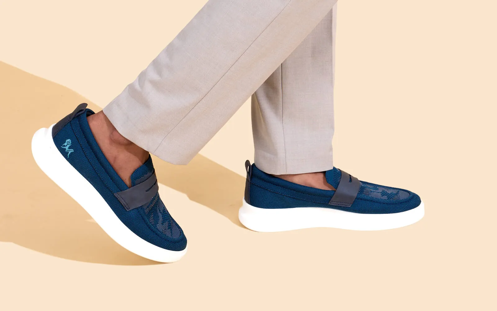 The Breezy Loafers : Blue