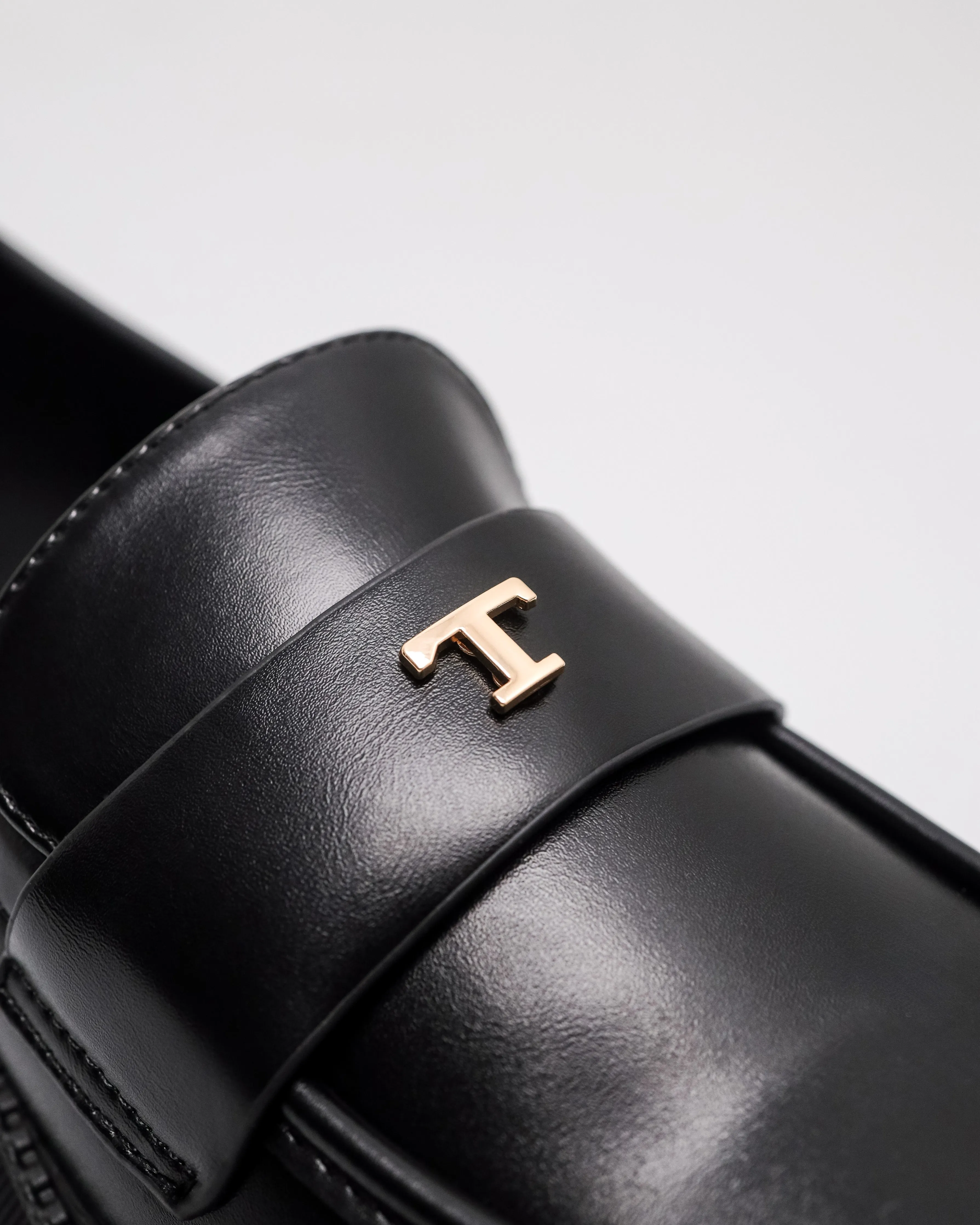 Tomaz FL110 Ladies Chunk T Loafers